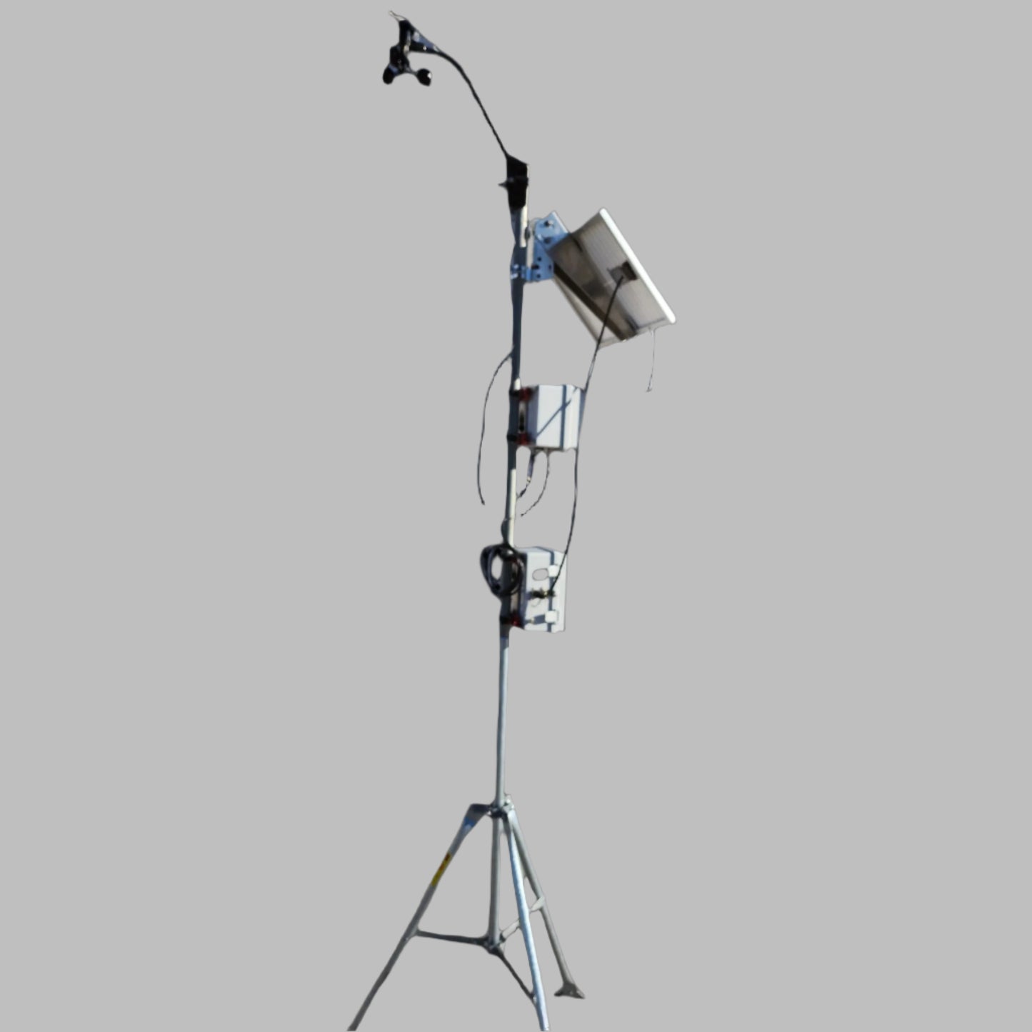 8ft Tripod Stand